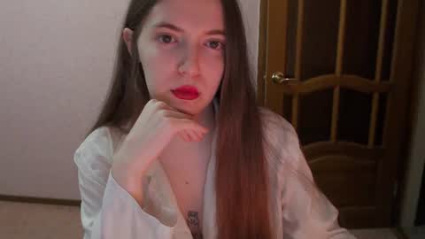 shiraha___rafieru online show from 06/13/26, 08:51