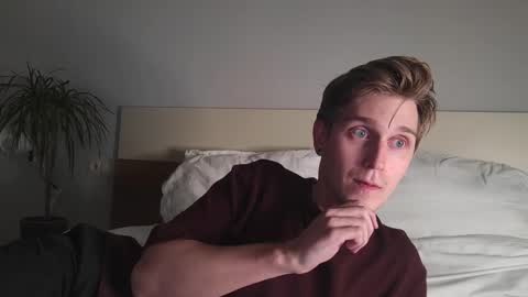 Matthew online show from 10/04/25, 09:24