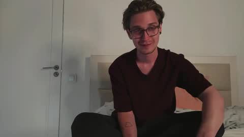 Matthew online show from 06/08/26, 05:57
