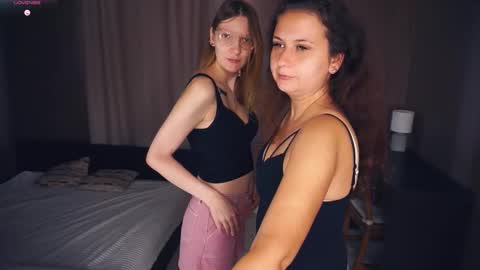 Gretta and Lucia online show from 09/12/25, 05:40