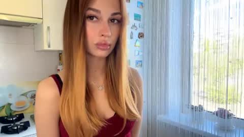Joli online show from 04/28/26, 06:18