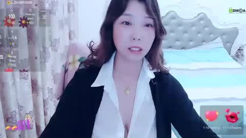 Shirleyni online show from 02/20/25, 08:28