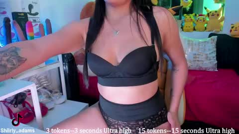 Snapshot of shirly_adamsss chatting on 05/30/26, 08:00 Shirley Freelance Model online show from 05/30/26, 08:00