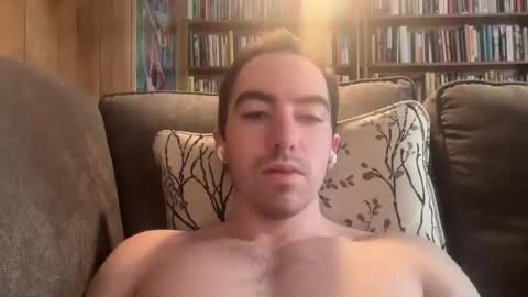 Snapshot of shirtlesshunk15 chatting on 02/26/26, 06:29 shirtlesshunk15 online show from 02/26/26, 06:29