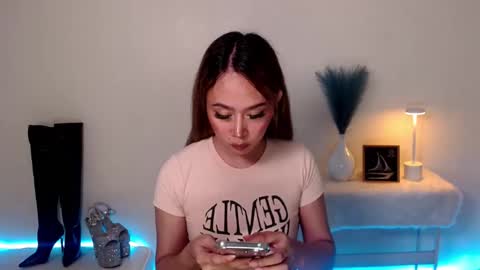 WET AND WILD YHANNA online show from 09/25/25, 08:18