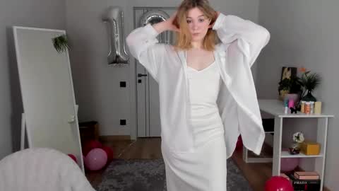 Agatha online show from 10/10/25, 01:32