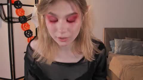 Agatha online show from 10/31/25, 02:40