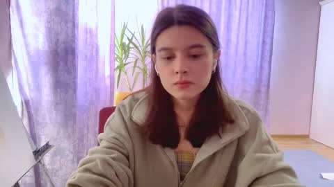 Snapshot of shontagrabowski chatting on 01/18/26, 12:09 Marie online show from 01/18/26, 12:09
