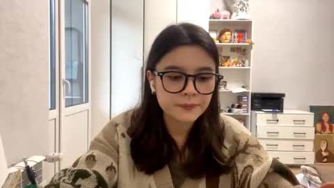 Snapshot of shontagrabowski chatting on 02/07/26, 12:09 Marie online show from 02/07/26, 12:09