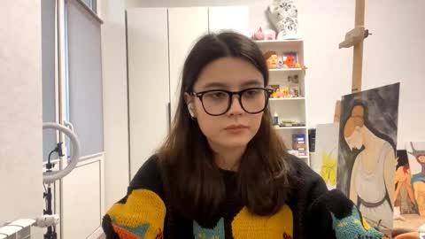 Snapshot of shontagrabowski chatting on 03/04/26, 12:44 Marie online show from 03/04/26, 12:44
