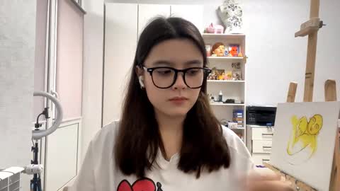 Snapshot of shontagrabowski chatting on 03/06/26, 12:34 Marie online show from 03/06/26, 12:34