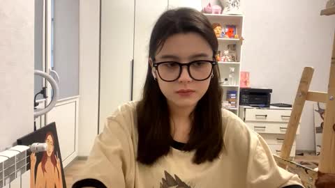 Snapshot of shontagrabowski chatting on 03/17/26, 12:30 Marie online show from 03/17/26, 12:30