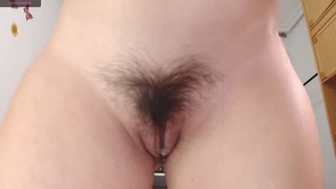 Snapshot of shopiagarcia_ chatting on 01/06/25, 12:46 lamai online show from 01/06/25, 12:46