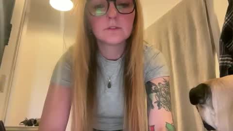 short sweetpea online show from 03/05/25, 12:33