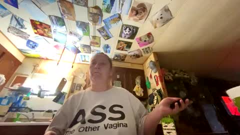 shorty920505 online show from 10/29/25, 10:44