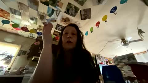 shorty920505 online show from 06/01/26, 11:39