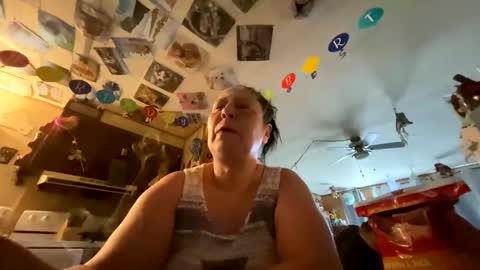 shorty920505 online show from 06/04/26, 11:33