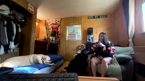 shorty920505 online show from 06/11/26, 12:32