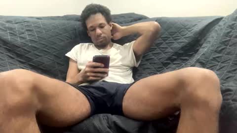 Snapshot of shoseries chatting on 12/22/24, 10:28 shoseries online show from 12/22/24, 10:28