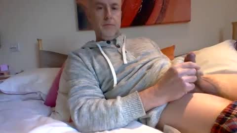 JJ online show from 01/10/25, 09:13