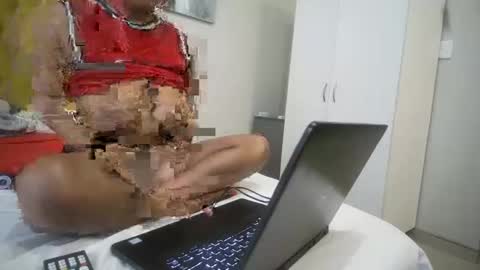 Snapshot of shotofmocha chatting on 11/03/25, 08:37 shotofmocha online show from 11/03/25, 08:37