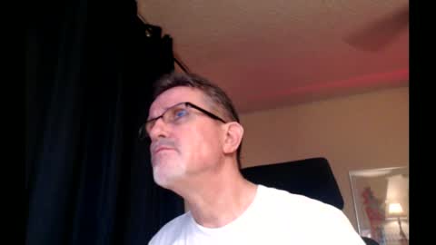 Snapshot of shrewtamer chatting on 02/26/25, 05:53 shrewtamer online show from 02/26/25, 05:53