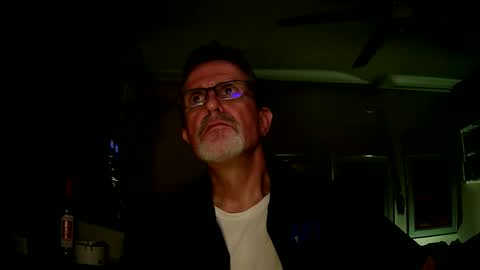 Snapshot of shrewtamer chatting on 09/26/25, 02:37 shrewtamer online show from 09/26/25, 02:37