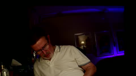 Snapshot of shrewtamer chatting on 10/11/25, 02:55 shrewtamer online show from 10/11/25, 02:55