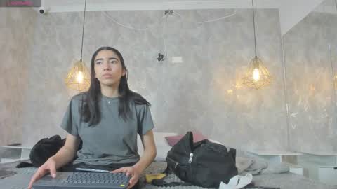 ZUMY ANGELS online show from 11/27/25, 04:25