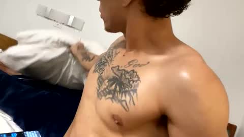 Snapshot of shurthingxx chatting on 01/15/25, 10:49 shurthingxx online show from 01/15/25, 10:49