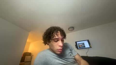 Snapshot of shurthingxx chatting on 01/28/25, 03:25 shurthingxx online show from 01/28/25, 03:25