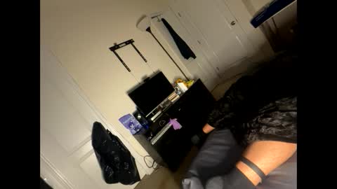 Snapshot of shurthingxx chatting on 03/03/25, 01:09 shurthingxx online show from 03/03/25, 01:09