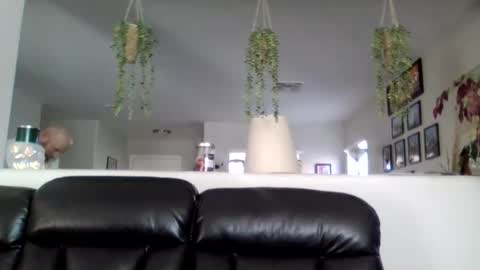 shwmeyours online show from 11/08/25, 06:29
