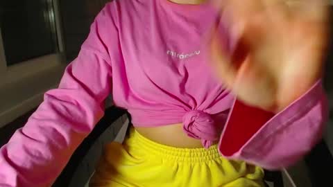 Snapshot of shy_26 chatting on 09/24/25, 06:11 shy_26 online show from 09/24/25, 06:11