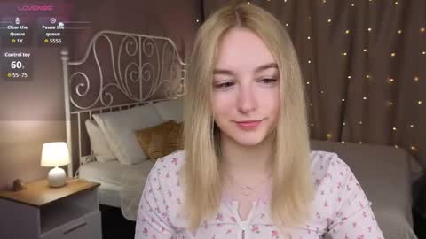 Polly online show from 05/09/26, 12:05