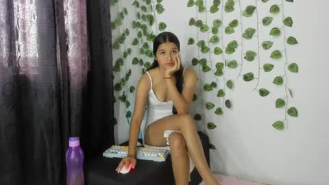 Canela online show from 05/17/26, 01:29