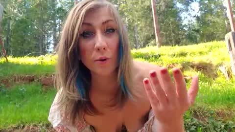 Snapshot of shy_college_girl chatting on 02/06/26, 07:06 Aurora Wolfe Shy College Girl Top 16 of all OF Creators online show from 02/06/26, 07:06