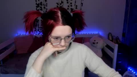 Snapshot of shy_elina01 chatting on 11/13/25, 09:08 shy_elina01 online show from 11/13/25, 09:08