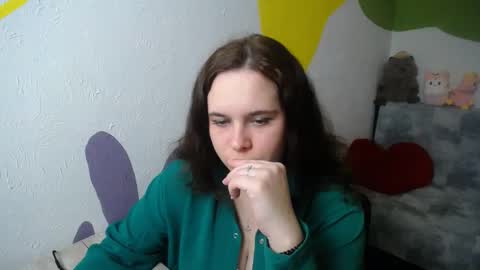 shy_lil online show from 11/04/25, 01:54