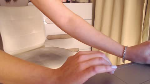 Snapshot of shy_milena chatting on 02/06/25, 04:25 Milena online show from 02/06/25, 04:25