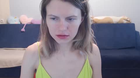 Snapshot of shy_moony chatting on 01/11/26, 06:57 just Alex online show from 01/11/26, 06:57