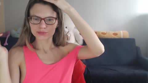 Snapshot of shy_moony chatting on 01/12/26, 12:43 just Alex online show from 01/12/26, 12:43
