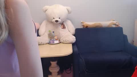 Snapshot of shy_moony chatting on 02/03/26, 02:44 just Alex online show from 02/03/26, 02:44