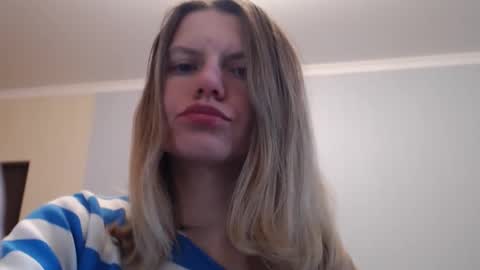 Snapshot of shy_moony chatting on 02/06/26, 03:59 just Alex online show from 02/06/26, 03:59