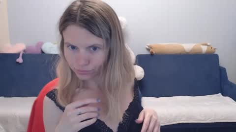 Snapshot of shy_moony chatting on 05/12/26, 08:28 just Alex online show from 05/12/26, 08:28