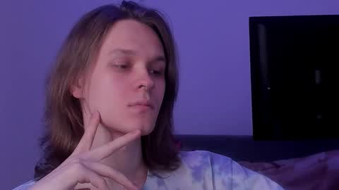 Snapshot of shy_nny chatting on 09/18/25, 11:34 Mark online show from 09/18/25, 11:34