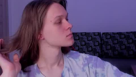 Snapshot of shy_nny chatting on 10/02/25, 11:17 Mark online show from 10/02/25, 11:17