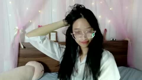 shy_pink_doll online show from 07/24/26, 03:43