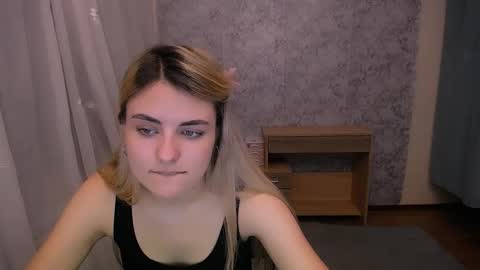 shy_sabrina_ online show from 03/05/25, 06:45
