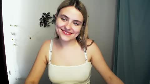 shy_sabrina_ online show from 05/13/26, 03:20